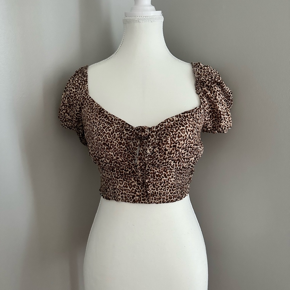 Lulus Cropped Short Sleeve Blouse